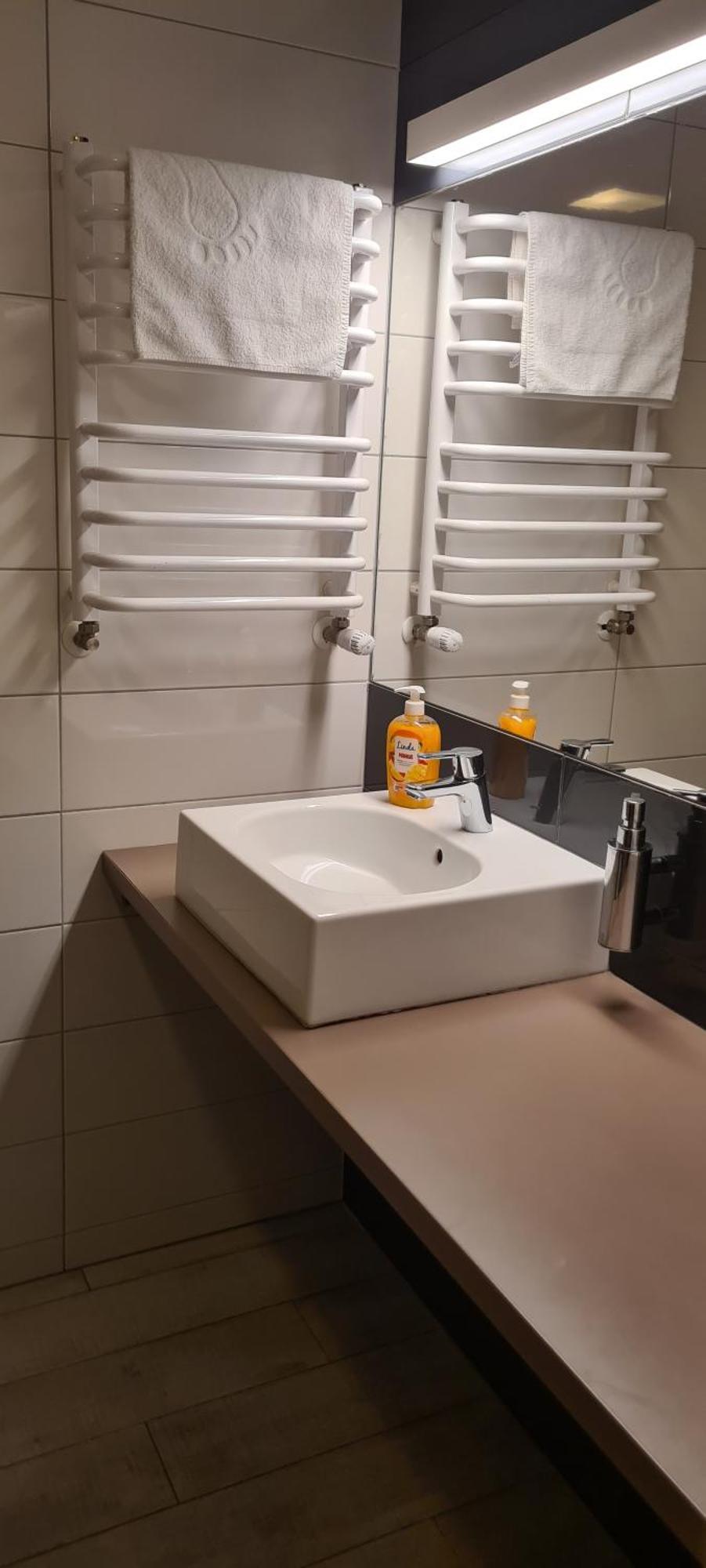 Apartamenty Czarna Gora Is 8 سيينا المظهر الخارجي الصورة